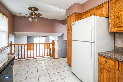 7849 W 79th Pl, Bridgeview, IL 60455 photo 12