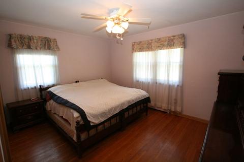 416 E Bevan Dr, Joliet, IL 60435 photo 13