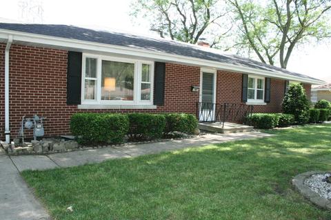 416 E Bevan Dr, Joliet, IL 60435 photo 2