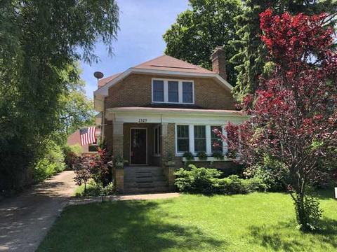 2329 Glenview Rd, Glenview, IL 60025 photo 2
