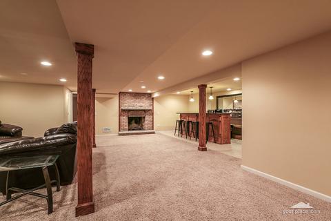 600 Meyer Ct, Aurora, IL 60506 photo 16
