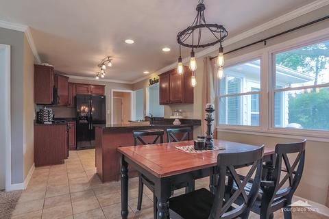 600 Meyer Ct, Aurora, IL 60506 photo 5