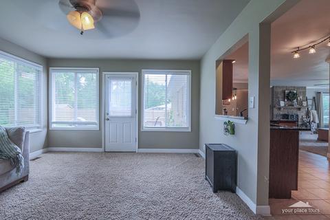 600 Meyer Ct, Aurora, IL 60506 photo 8