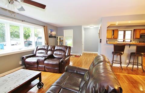 530 E Benton St, Morris, IL 60450 photo 4