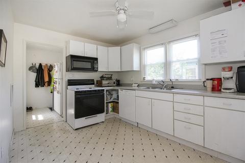 435 S Foley Ave, Kankakee, IL 60901 photo 3