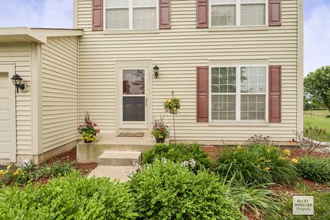 642 Deames St, Plano, IL 60545 photo 2