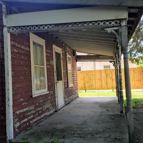 304 E Abe St, Plano, IL 60545 photo 4