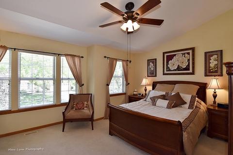 671 Heather Ln, Bartlett, IL 60103 photo 21