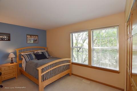 671 Heather Ln, Bartlett, IL 60103 photo 26