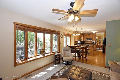 671 Heather Ln, Bartlett, IL 60103 photo 18