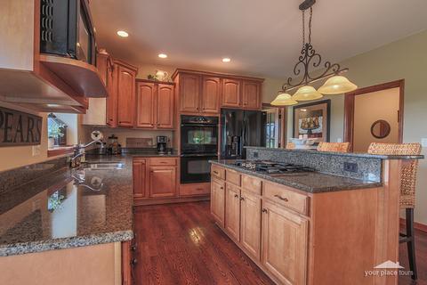 357 Andover Dr, Oswego, IL 60543 photo 9