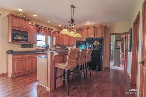 357 Andover Dr, Oswego, IL 60543 photo 8