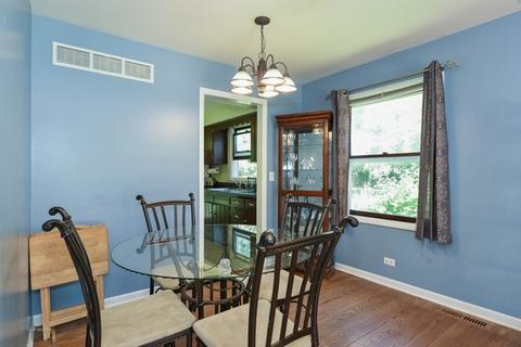 335 Princeton Ave, Elgin, IL 60123 photo 6