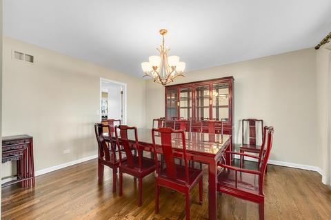 3032 White Pine Dr, Northbrook, IL 60062 photo 8