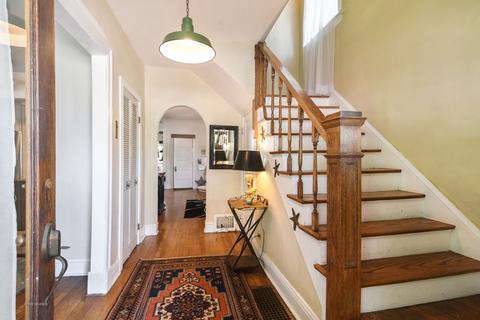 1775 W Devon Ave, Chicago, IL 60660 photo 2