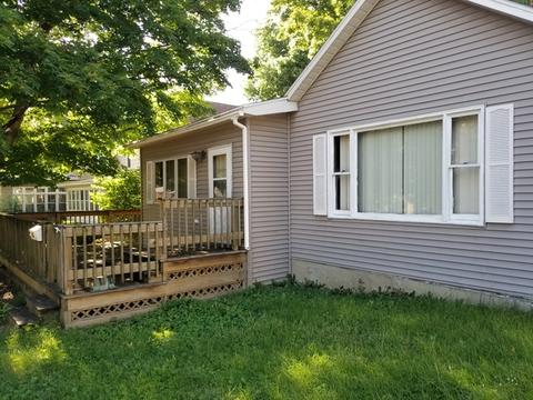 216 E Dakota St, Spring Valley, IL 61362 photo 2