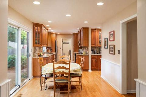1979 Spring Green Dr, Wheaton, IL 60189 photo 13