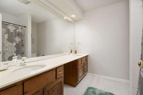 1979 Spring Green Dr, Wheaton, IL 60189 photo 24