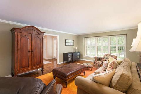 1979 Spring Green Dr, Wheaton, IL 60189 photo 5