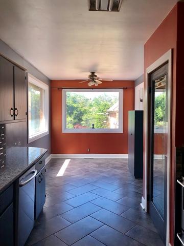 820 5th Ave, Aurora, IL 60505 photo 4