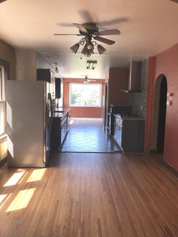 820 5th Ave, Aurora, IL 60505 photo 5