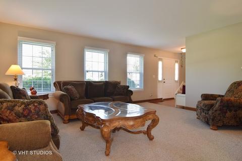 1419 Polo Dr, Bartlett, IL 60103 photo 3