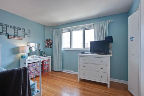 646 E Shabonee Trl, Mount Prospect, IL 60056 photo 19