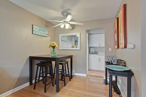 646 E Shabonee Trl, Mount Prospect, IL 60056 photo 7