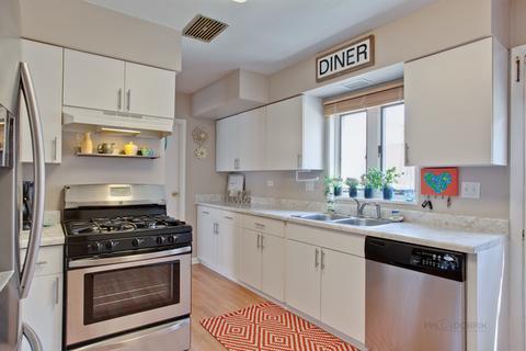 646 E Shabonee Trl, Mount Prospect, IL 60056 photo 11