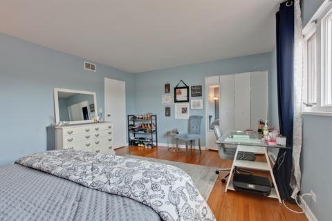 646 E Shabonee Trl, Mount Prospect, IL 60056 photo 15