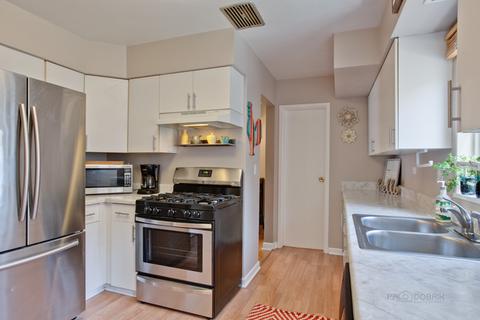 646 E Shabonee Trl, Mount Prospect, IL 60056 photo 9