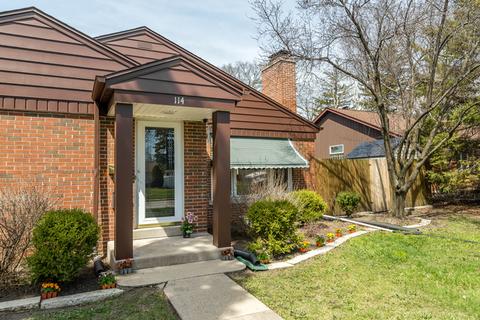 114 N Wolf Rd, Des Plaines, IL 60016 photo 3