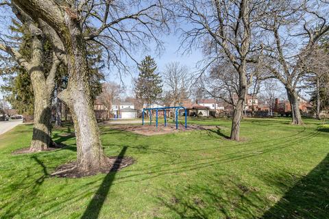 114 N Wolf Rd, Des Plaines, IL 60016 photo 62