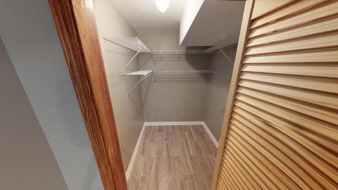 114 N Wolf Rd, Des Plaines, IL 60016 photo 49