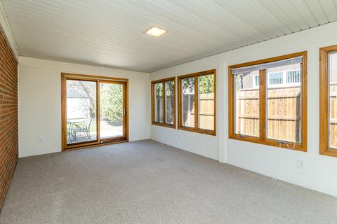 114 N Wolf Rd, Des Plaines, IL 60016 photo 34