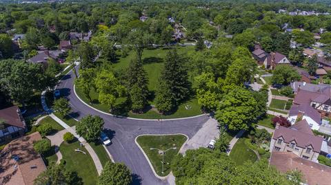 114 N Wolf Rd, Des Plaines, IL 60016 photo 75
