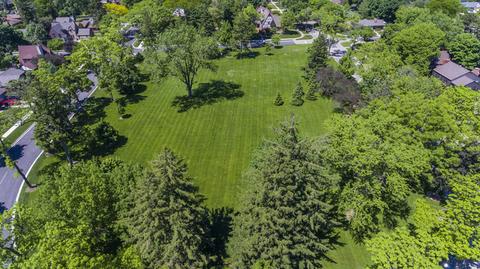 114 N Wolf Rd, Des Plaines, IL 60016 photo 77