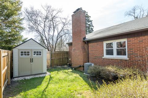 114 N Wolf Rd, Des Plaines, IL 60016 photo 59