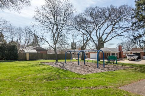 114 N Wolf Rd, Des Plaines, IL 60016 photo 63