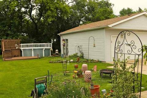 8102 45th Pl, Lyons, IL 60534 photo 10