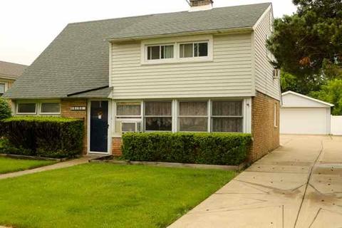 8102 45th Pl, Lyons, IL 60534 photo 2