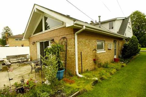 8102 45th Pl, Lyons, IL 60534 photo 5