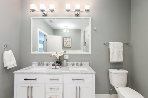 3055 N Gresham Ave, Chicago, IL 60618 photo 28
