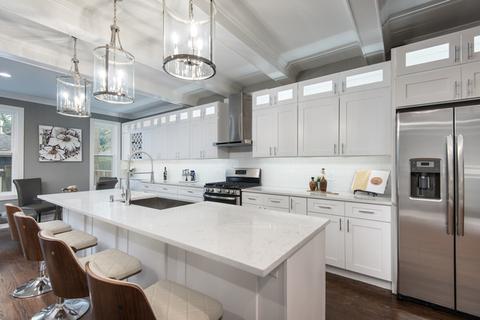 3055 N Gresham Ave, Chicago, IL 60618 photo 12