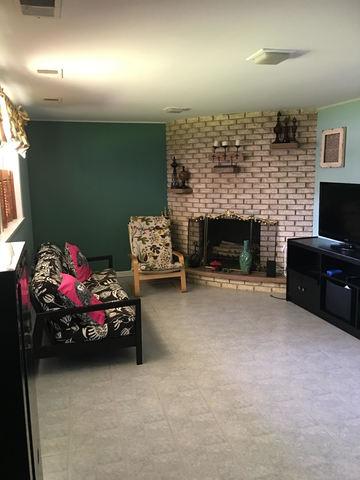 2132 Webster Ln, Des Plaines, IL 60018 photo 11