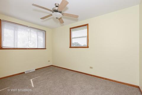 14606 Hamlin Ave, Midlothian, IL 60445 photo 5