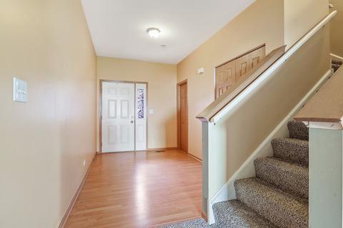 6905 Creekside Dr, Plainfield, IL 60586 photo 3