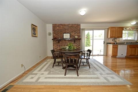 10 Timberlane Rd, Matteson, IL 60443 photo 5