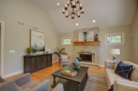 412 S Wright St, Naperville, IL 60540 photo 8