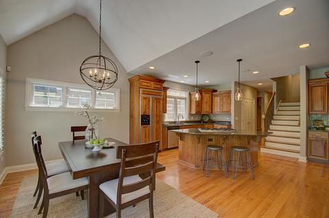 412 S Wright St, Naperville, IL 60540 photo 9
